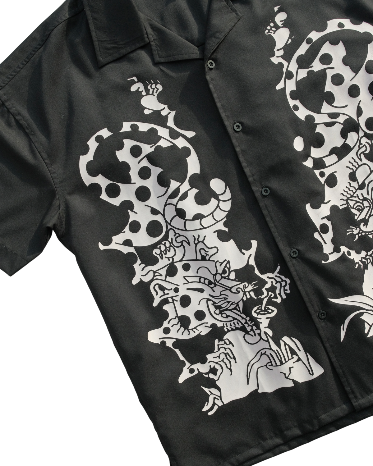 HEATSTROKE HARIMAU LICKERS BUTTON UP SHIRT